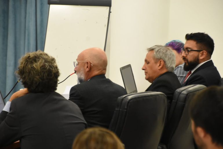 El fiscal Vignaroli explic&oacute; c&oacute;mo fue el mecanismo de las estafa con las tarjetas y los roles de empleados y ex funcionarios.