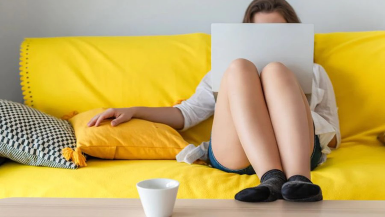 Llevar una vida sedentaria y sin hacer ejercicio perjudica nuestra salud. Llevar una vida sedentaria y sin hacer ejercicio perjudica nuestra salud.