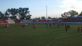 el rojo se trajo un triunfazo de su visita a rivadavia de lincoln el rojo se trajo un triunfazo de su visita a rivadavia de lincoln