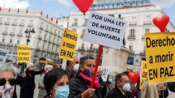 La ley de eutanasia será debatida en el Congreso. La ley de eutanasia será debatida en el Congreso.