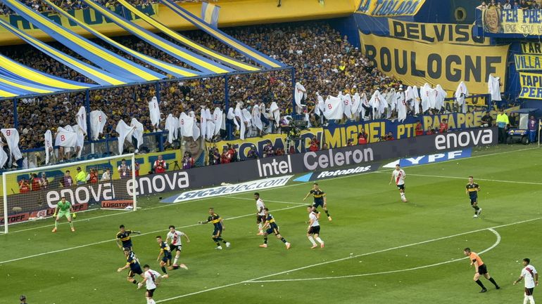 El consejo de seguridad de CABA sancionó a Boca por excesos en el recibimiento del superclásico.