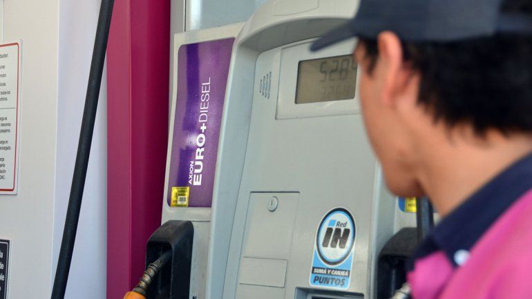 Bajarían el Impuesto de Transferencia a los Combustibles a nivel nacional. Explica el 24% del precio.&nbsp;