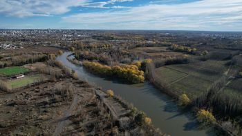 en imagenes, como viene la crecida del rio neuquen en la confluencia en imagenes, como viene la crecida del rio neuquen en la confluencia