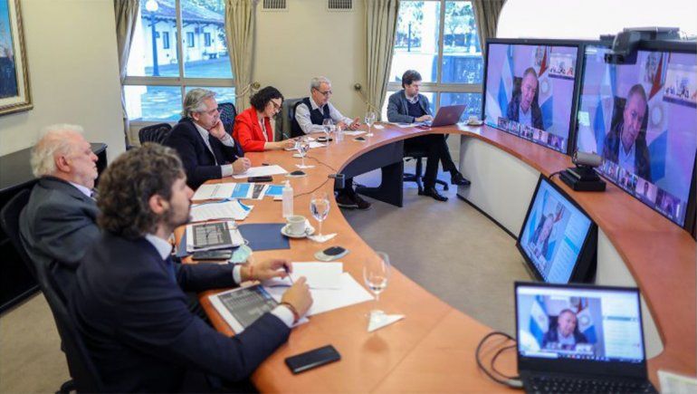 Alberto Fernández apunta a la prevención y distancia social