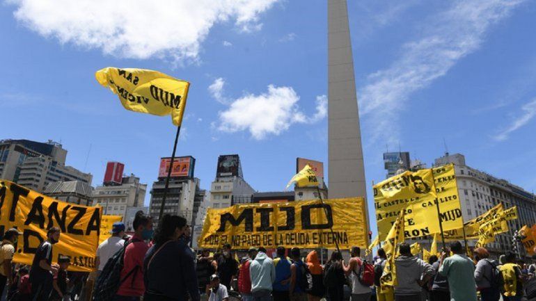 Protestaron contra la Anses por el IFE y aumento de jubilaciones | Foto: Maximiliano Luna