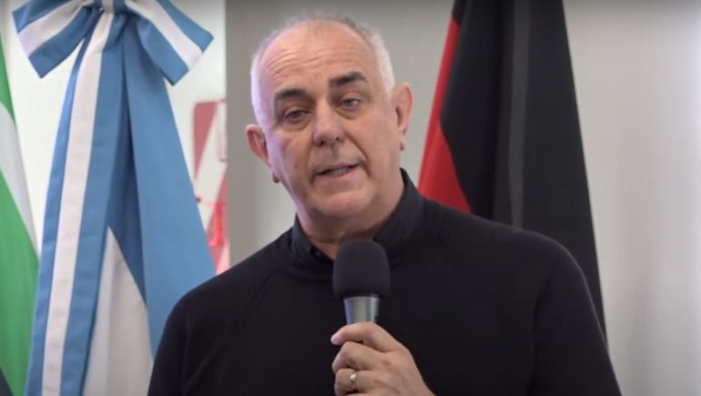 Delfo Buchaillot, ministro de Agricultura. Delfo Buchaillot, ministro de Agricultura.