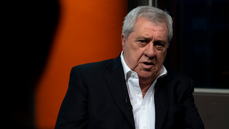 La bronca de Ameal con los periodistas antes de viajar a Venezuela