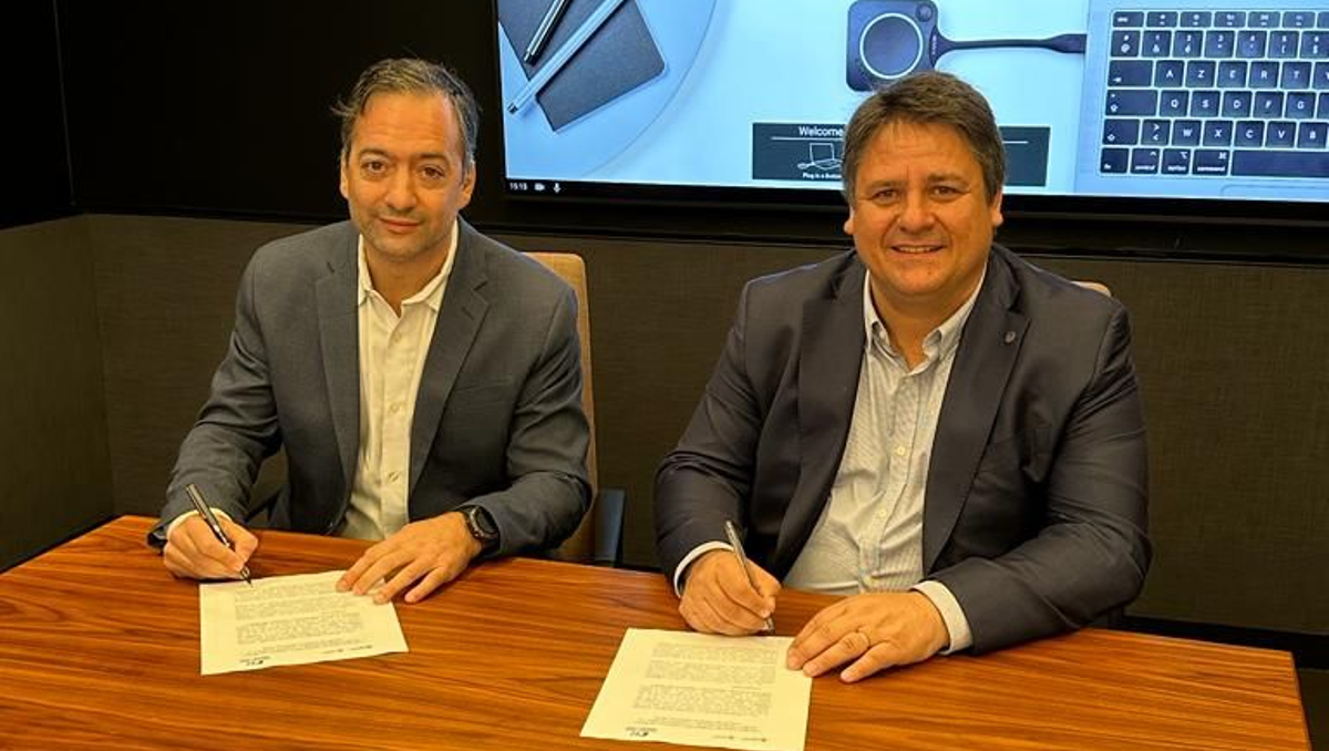 Gaido recorrió el Polo Tecnológico de Houston y suscribió un convenio de cooperación