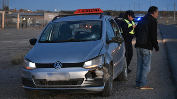 Grave accidente en Zapala: un hombre fue atropellado por un taxi cuando cruzaba la ruta