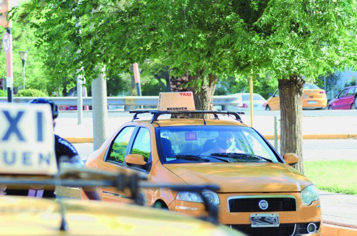 Los taxistas de Neuquén. Los taxistas de Neuquén.