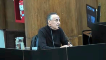 Julio Silva es encargado del edificio de Cristina Kirchner desde 1989. Julio Silva es encargado del edificio de Cristina Kirchner desde 1989.