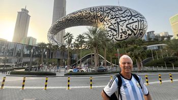 La odisea y el crudo relato de un neuquino varado en Dubái por la crisis en Medio Oriente La odisea y el crudo relato de un neuquino varado en Dubái por la crisis en Medio Oriente