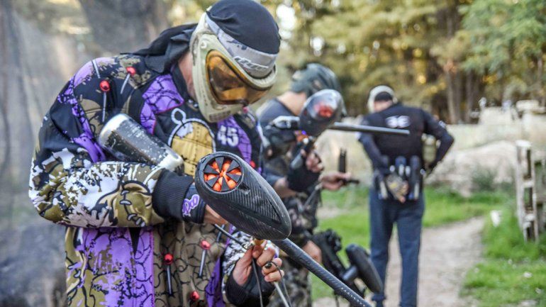 Paintball .