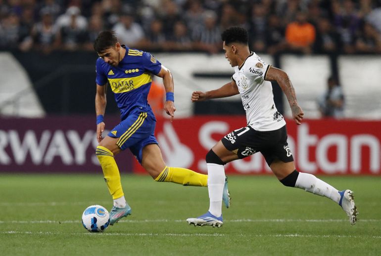 Boca recibe a Corinthians en un duelo clave para definir su futuro en la Copa Libertadores. 