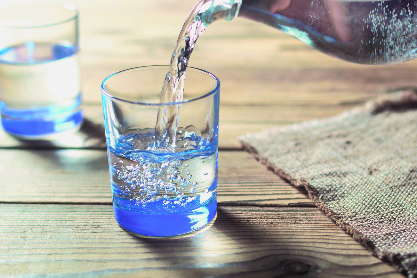 La cantidad de agua a tomar dependerá de cada persona y la situación.