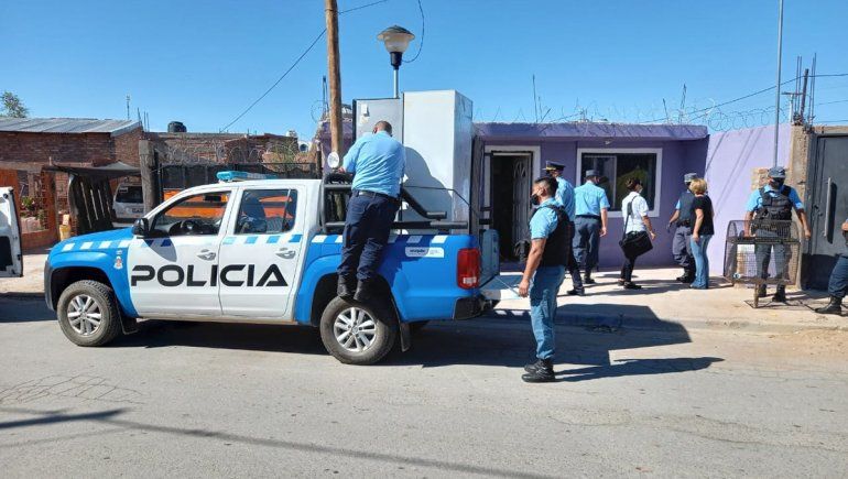 Desbaratan un comercio clandestino que funcionaba en una casa