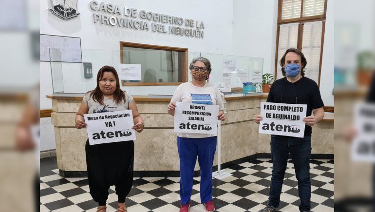 ATEN inició un ayuno en el acampe de Casa de Gobierno