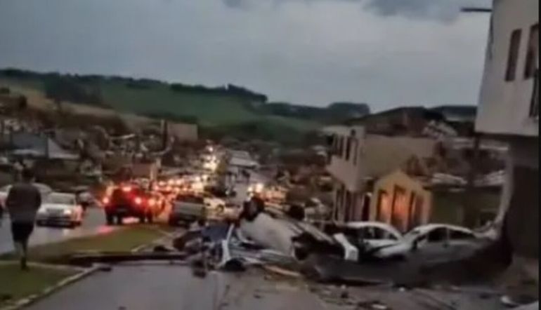 El fenómeno dejó un rastro de devastación sin precedentes en la región.