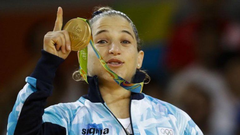 La judoca Paula Pareto será la abanderada en la despedida.