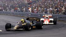 Lotus 98T 1986 que manejó Ayrton Senna. Lotus 98T 1986 que manejó Ayrton Senna.