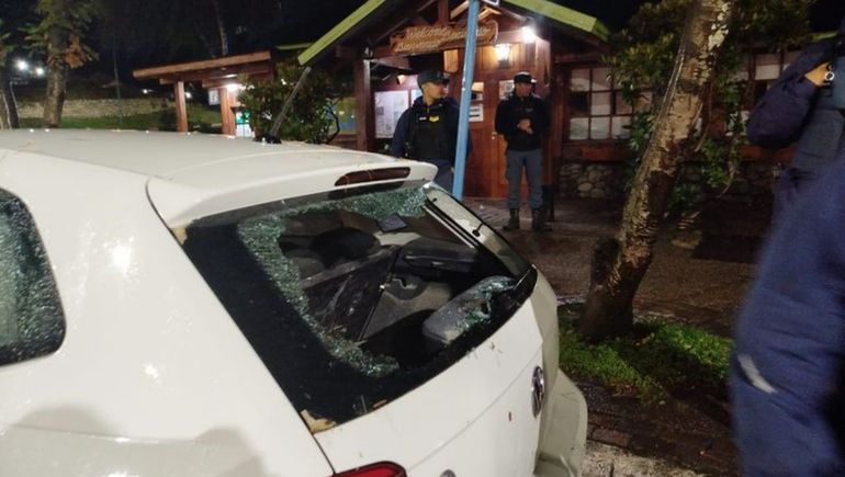 Hay un hombre en estado crítico tras el ataque en un boliche de Villa La Angostura