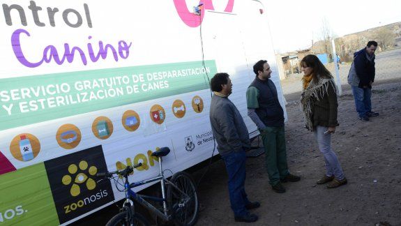 El quirófano veterinario móvil del Municipio.