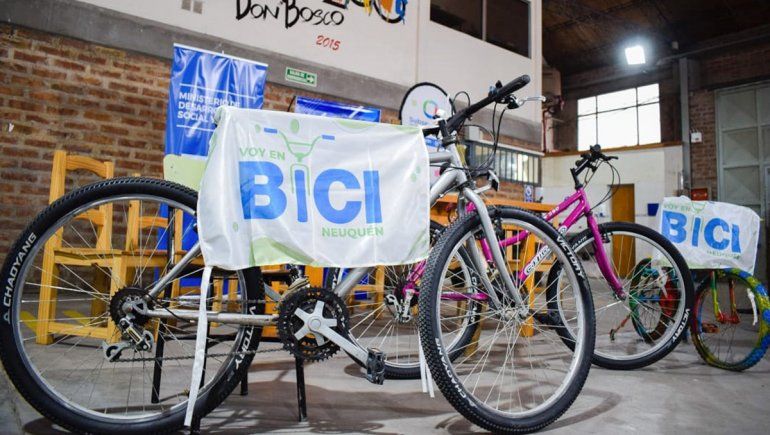 Ense ar n a reparar bicicletas en el Colegio San Jos Obrero