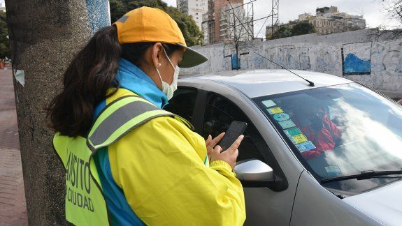 Buscan facilitar el pago de las multas a través de descuentos