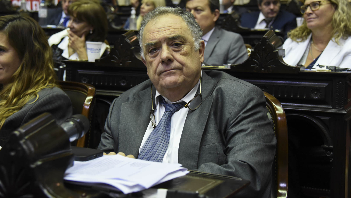 Críticas a JxC por querer parar el Congreso