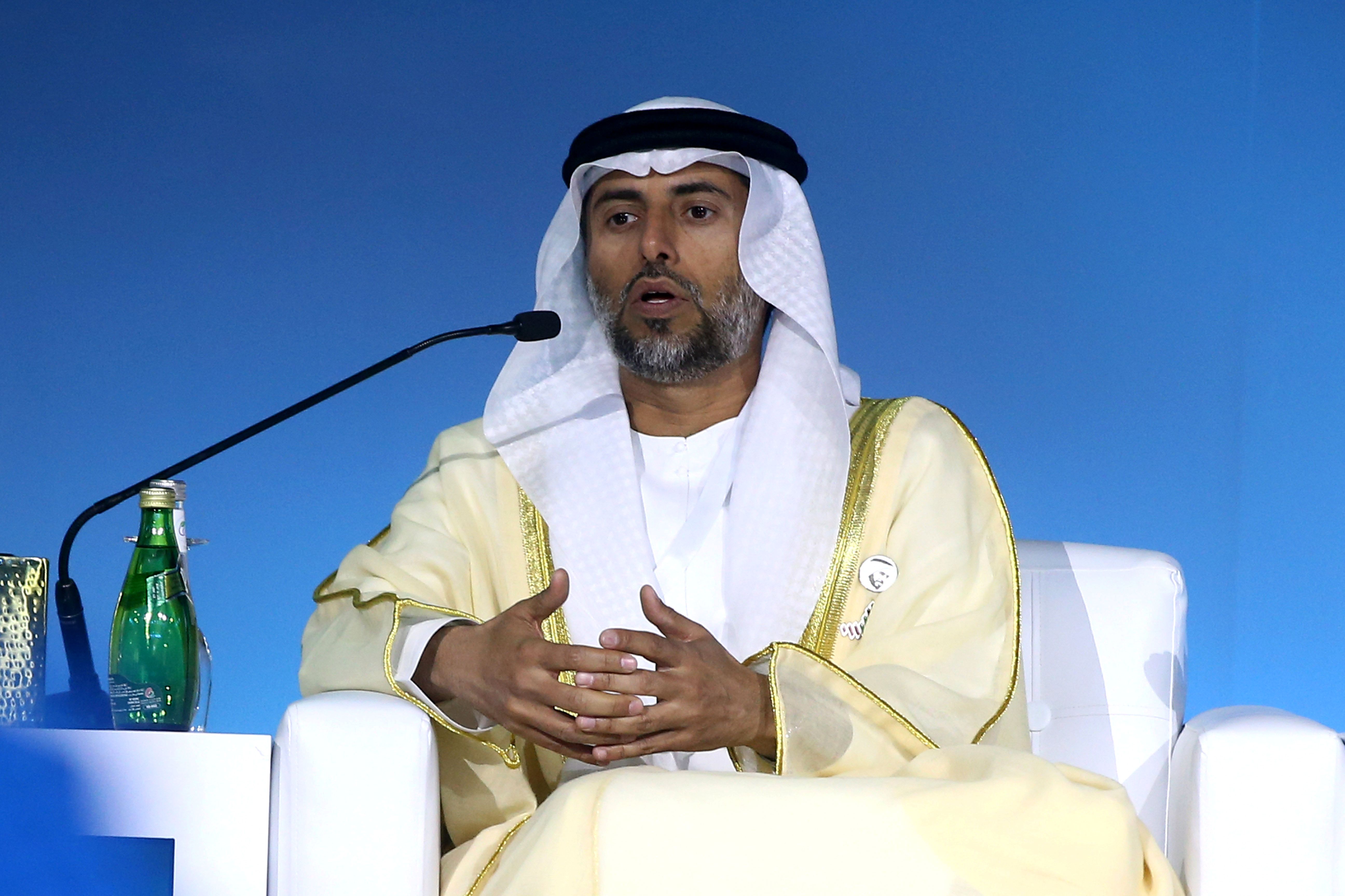 El ministro de Petróleo de los Emiratos Árabes Unidos, Suhail Mohamed Al Mazrouei, habla durante la Conferencia Internacional sobre Captura, Utilización y Almacenamiento de Carbono 2020 en Riad,