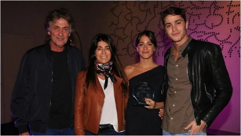 Tini Stoessel y su familia Tini Stoessel y su familia