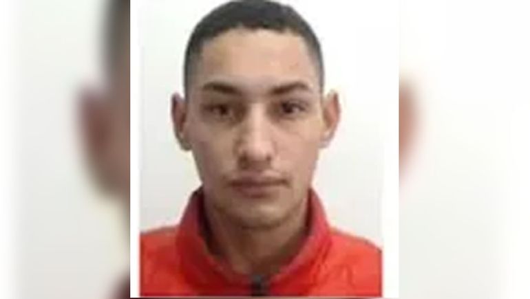 Matías Agustín Ozorio es buscado por Interpol por el caso del triple femiicidio de Florencio Varela.