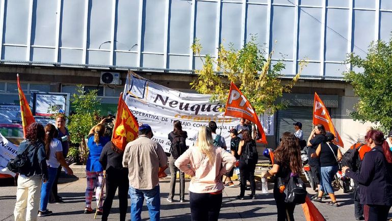 Cerámica Neuquén en crisis: sin luz hace un mes y con una deuda millonaria con CALF