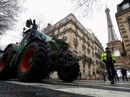 Los Veintisiete debaten las salvaguardas agrícolas en la antesala de una decisión clave sobre el pacto comercial con Mercosur. Los Veintisiete debaten las salvaguardas agrícolas en la antesala de una decisión clave sobre el pacto comercial con Mercosur.