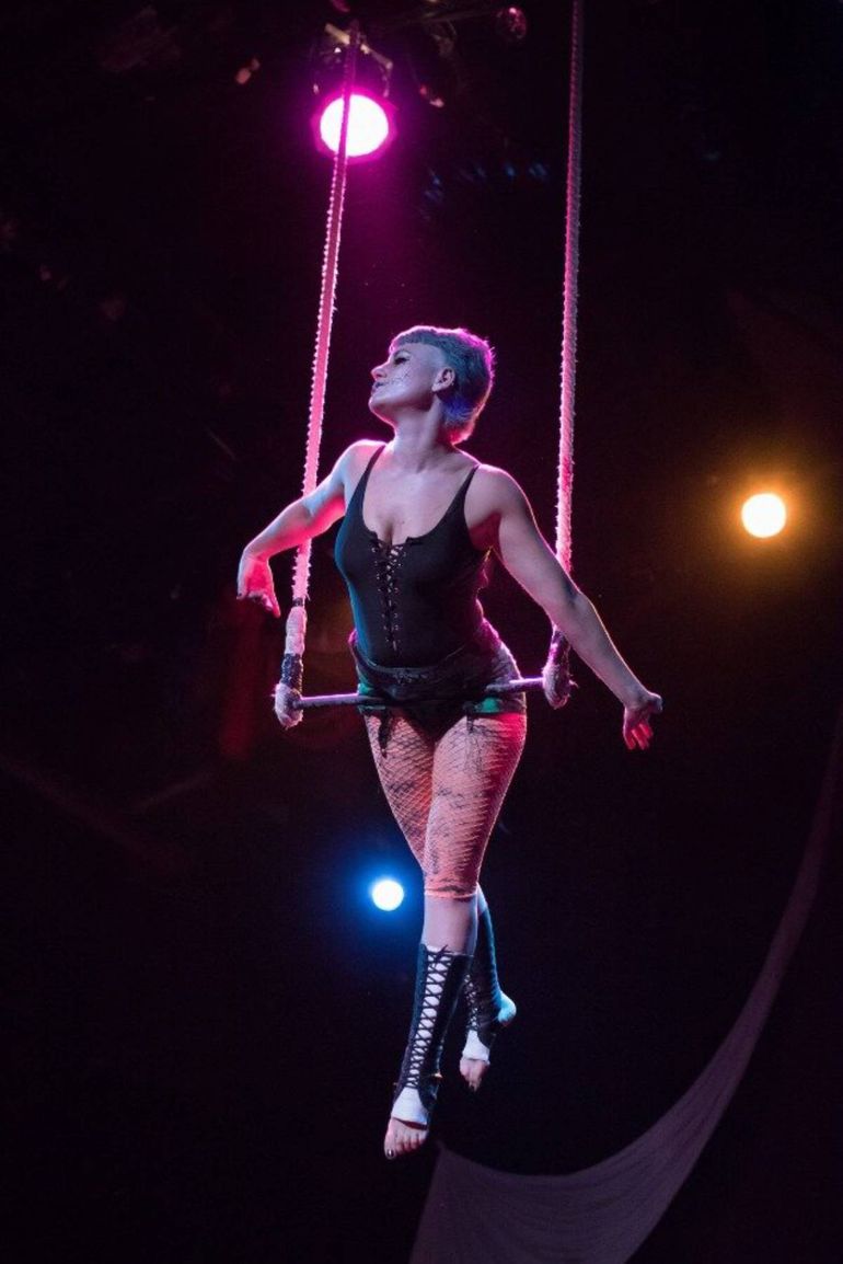 Florencia Aranguren, era trapecista y amante de los animales, fue asesina en Buzios, Brasil, este miércoles. Foto: Facebook. Florencia Aranguren, era trapecista y amante de los animales, fue asesina en Buzios, Brasil, este miércoles. Foto: Facebook.