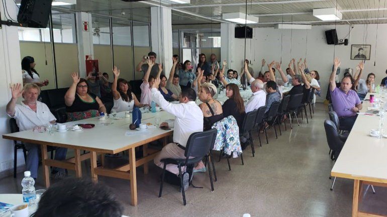 Igualdad: el Consejo Superior de la UNCo aprobó el cupo laboral trans