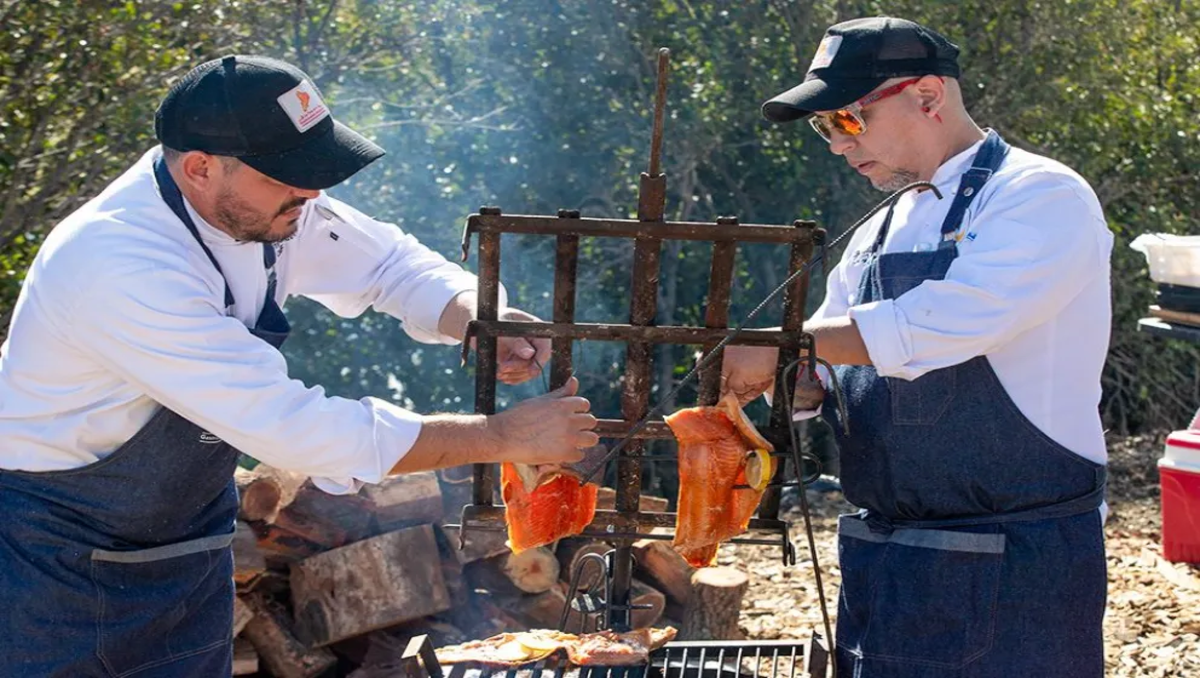 Los mejores cocineros estarán este fin de semana en Villa Pehuenia.