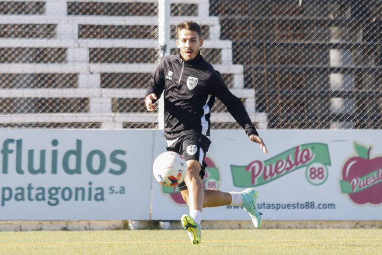 Cipolletti buscará levantar cabeza frente a Olimpo