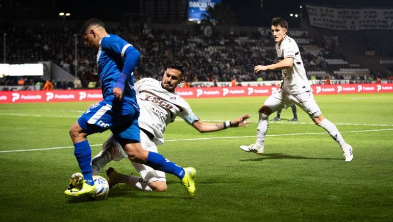 El jugador de Platense que sufrió un robo con armas de fuego junto a su familia