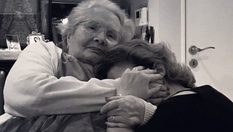 Murió la madre de los Pimpinela