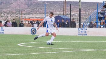 jonathan chacon, el patron de la defensa de deportivo rincon y su sueno de ascenso