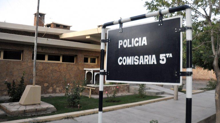 Comisaría Quinta de Centenario. 