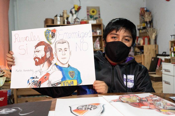 Con sus dibujos quiere llevar calor a las familias de San Martín de los Andes