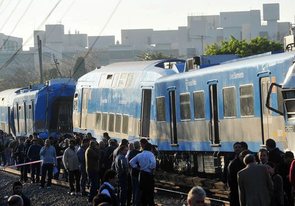 Difunden video del choque de trenes en Castelar