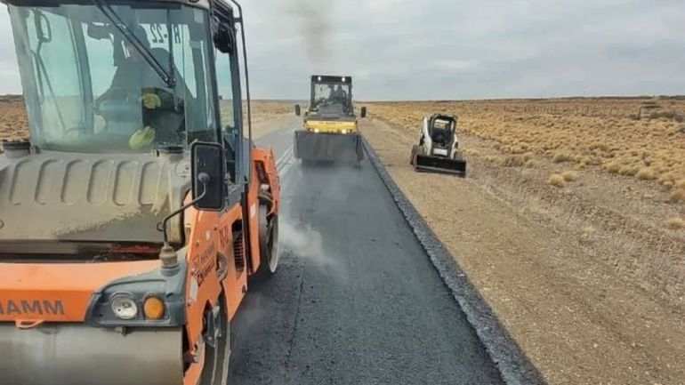 Vialidad Provincial ejecuta el plan de pavimentación de 600 kilómetros
