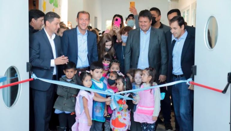 Inauguraron el jardín de infantes N° 76 de Confluencia rural