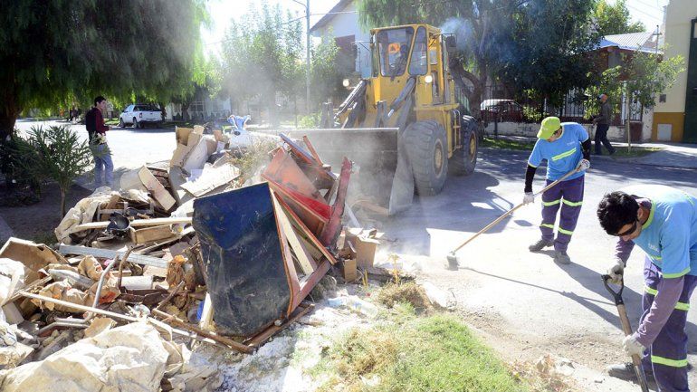 El operativo de retiro de basura llegó a dos barrios