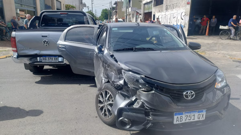 La violenta salidera bancaria en Lomas del Mirador terminó con una persecución / Foto Infobae
