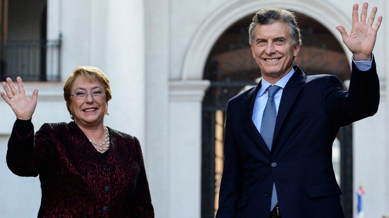 En Chile, Macri pidió por una mayor integración regional