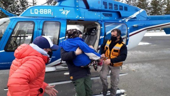 Cómo son los operativos de rescate en la nieve